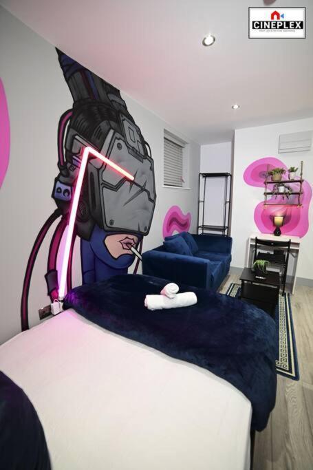 Double Bed Studio Flat With Netflix Flat B Unit C2 Wifi Disney By Cineplex Short Lets Serviced * Londres